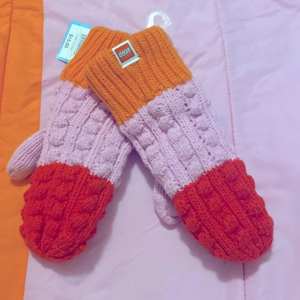 Lego collection x Target toddler mittens- NWT